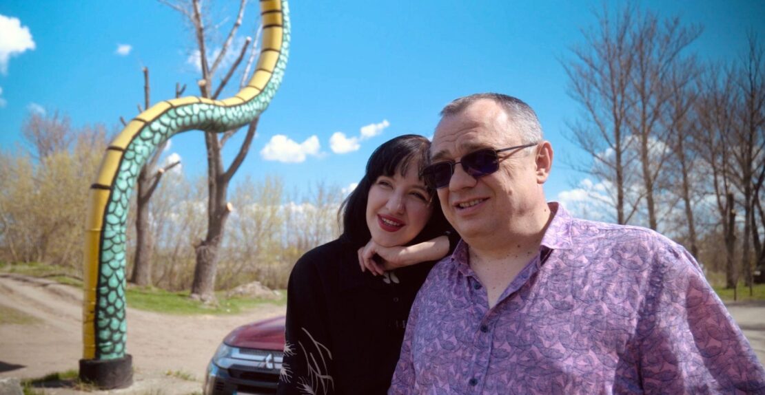 Щастя належить безстрашним: подружжя лікарів з Дружківки відкрило мережу перукарень у Донецькій області