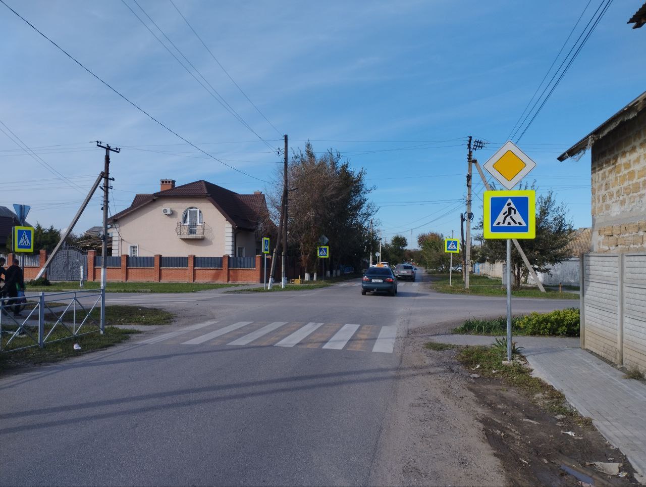 Дороги в окупованому Генічеську зробили лише у центрі