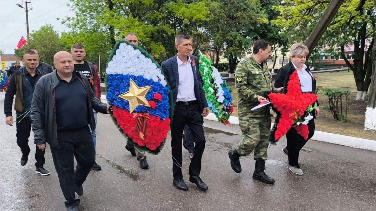 На лівобережжі Херсонщини встановлюють пам’ятники окупантам