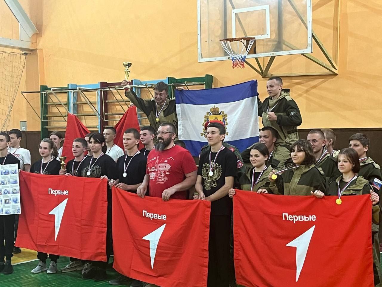 Військова муштра в окупаційних школах триває попри завершення навчального року