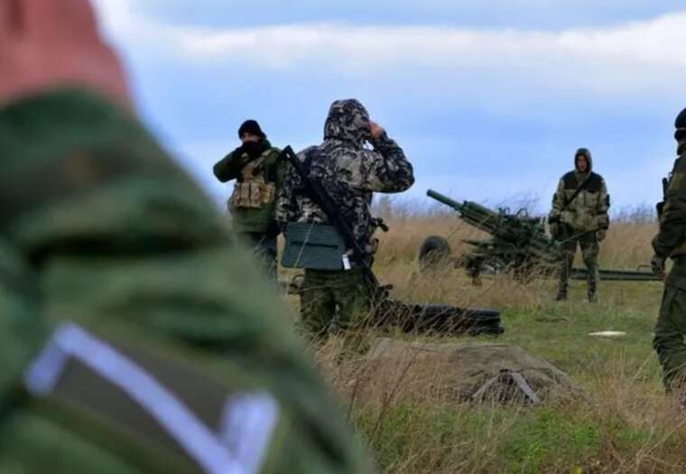 Окупанти на лівобережжі Херсонщини підпалюють власні позиції