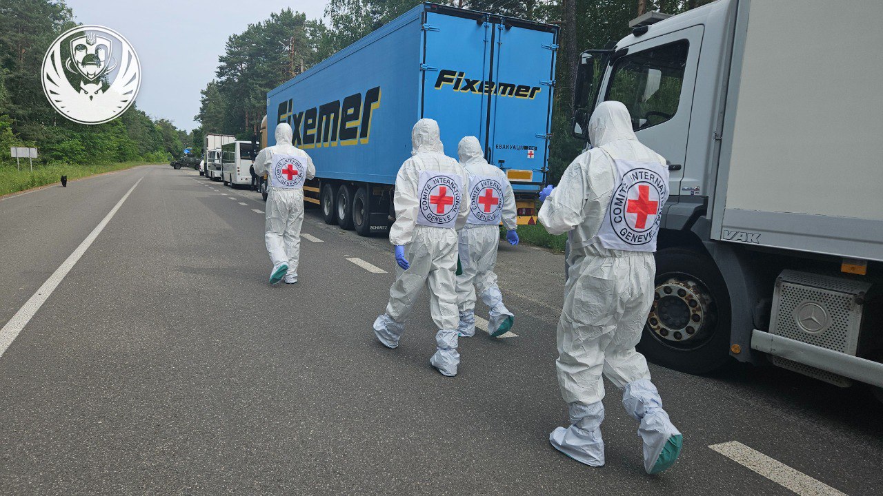 На щиті: в Україну повернули тіла 1212 полеглих захисників