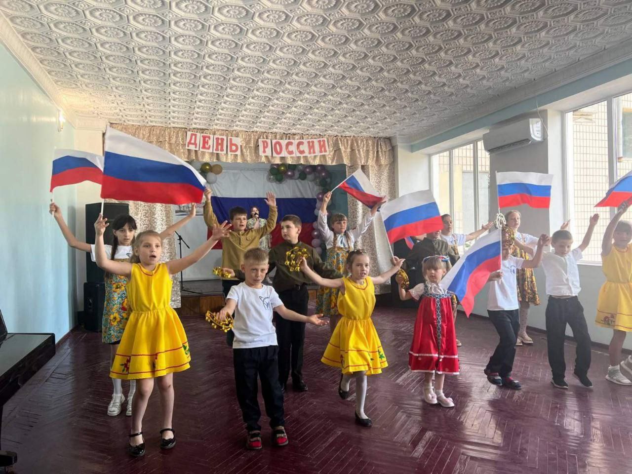 Окупанти роблять все, аби школярі Херсонщини забули, що вони – українці